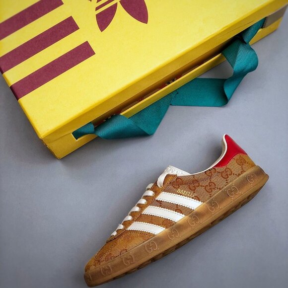 Adidas x Gucci Gazelle Sneaker Tan Monogram Wom - Picture 6 of 10